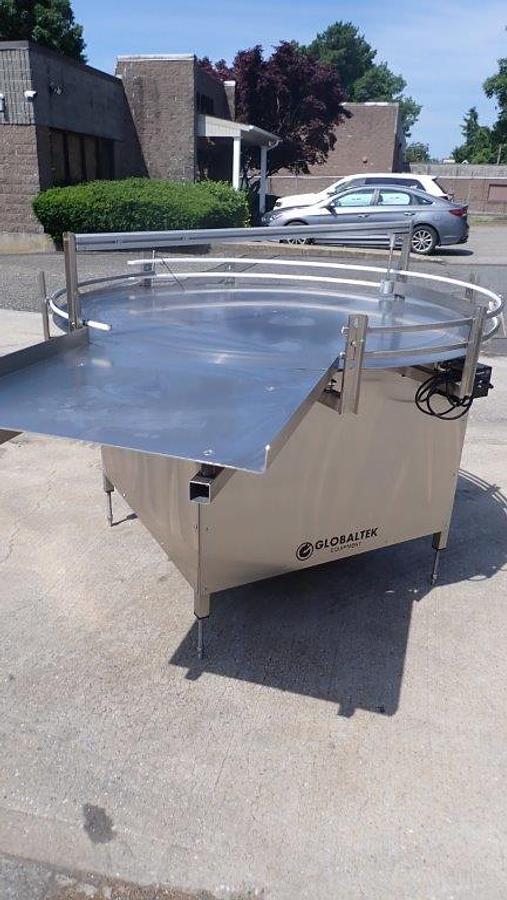 Used 60 In. Diameter Globaltek Rotary Unscrambling/Accumulating Table