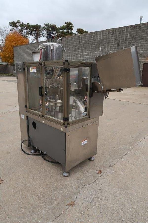 Used Prosys RT30 Plastic Tube Filling and Sealing Machine, Hot Air