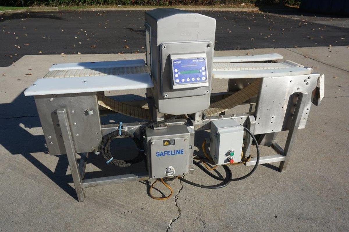 Used Safeline PowerPhasePLUS Stainless Metal Detector, 7-7/8 In. Wide X 8-1/2 In. Aperture