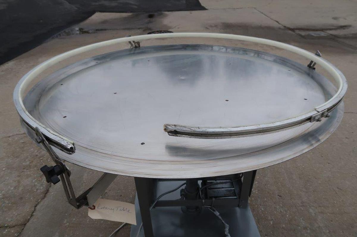 Used 42 In. Diameter Rotary Unscrambling/Accumulating Table,  Single Phase Motor