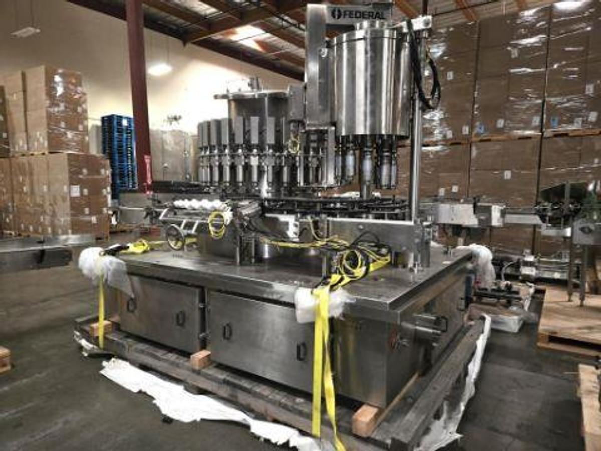 Used Federal SS 30 Head Filling and 10 Head Capping Machine