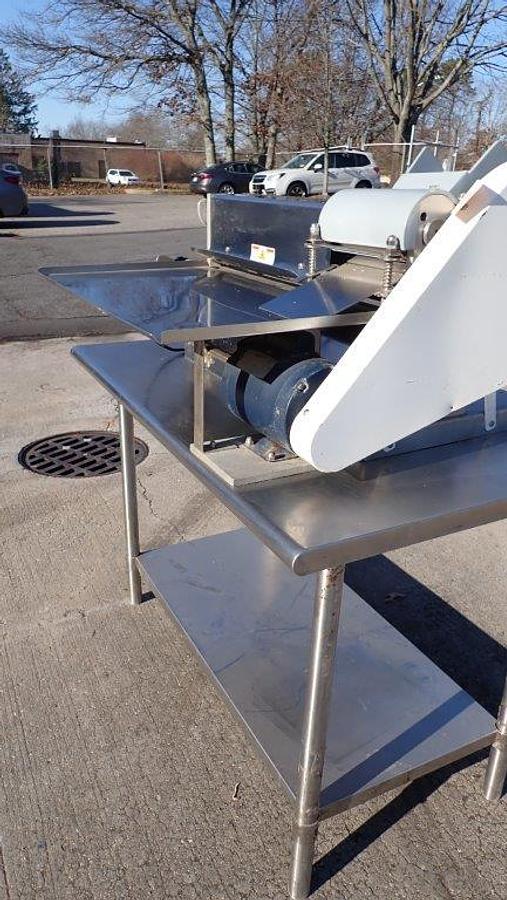 Used Oliver 641-21 Tabletop Dough Roller
