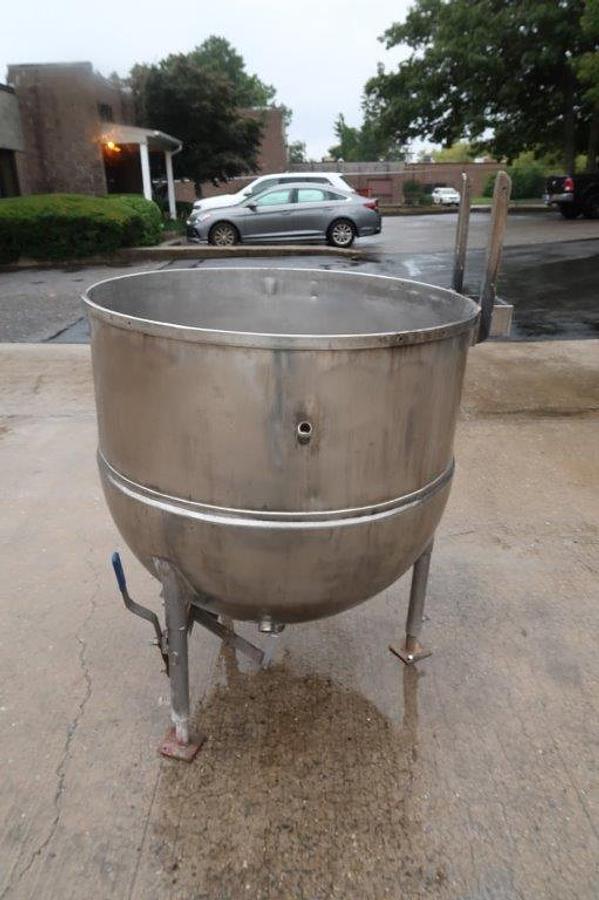 Used 125 Gallon Groen 316 SS Jacketed Hemispherical Kettle, 100 PSI Jacket