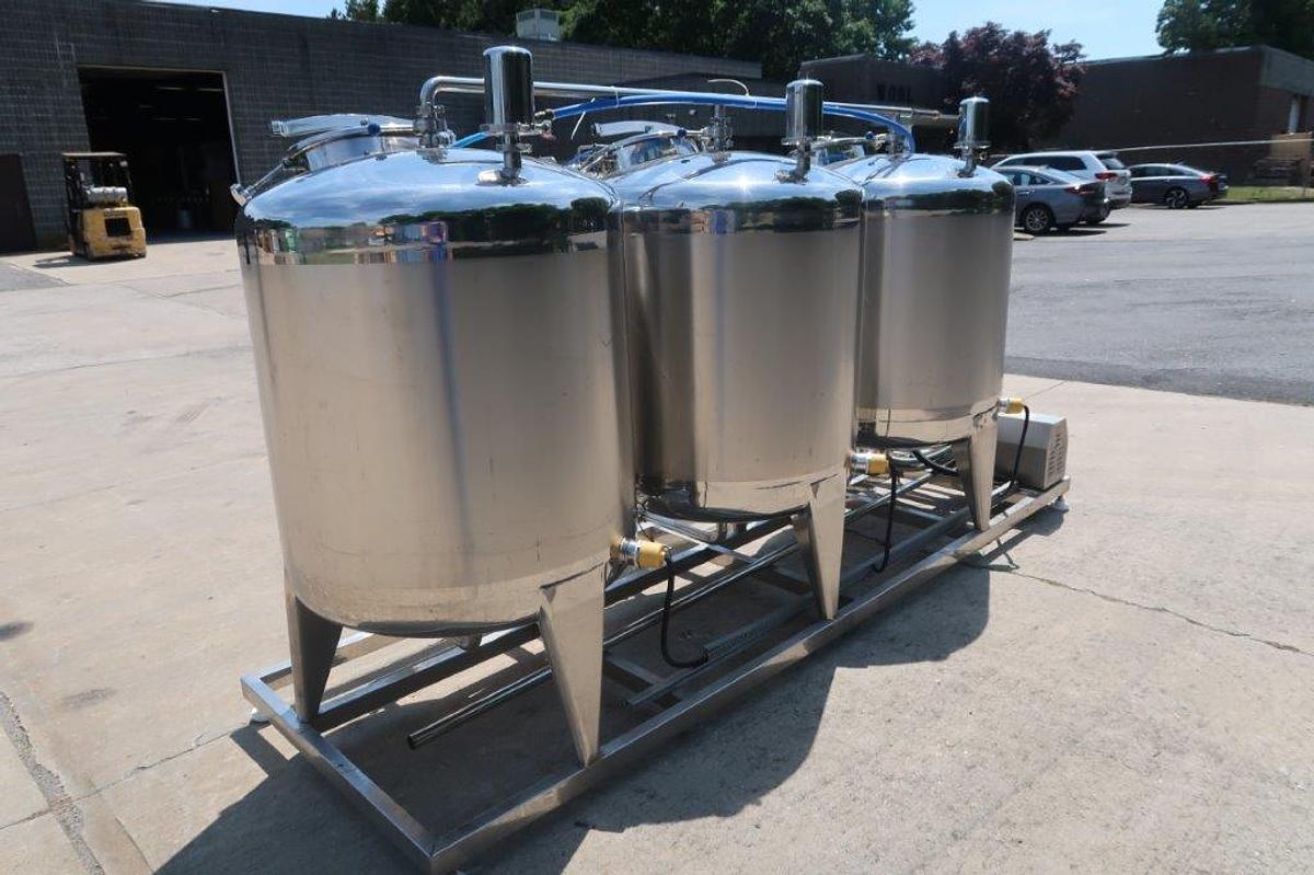 Used Unnico 3-Tank Electric Tanks, 100 Gallon Each