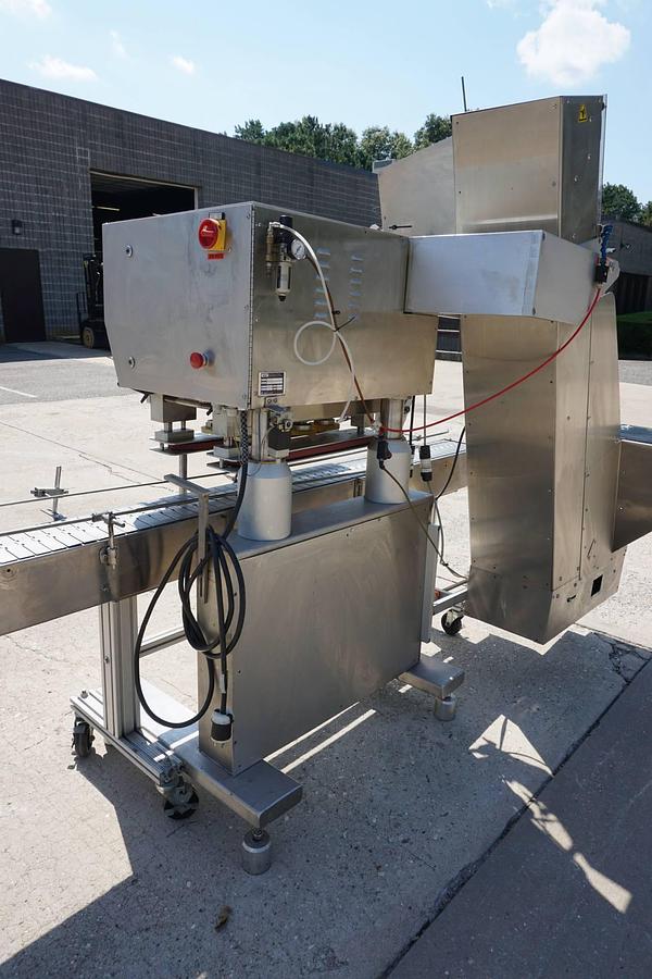 Used DL Tech Eight Spindle Automatic Screw Capper, 200 per Minute