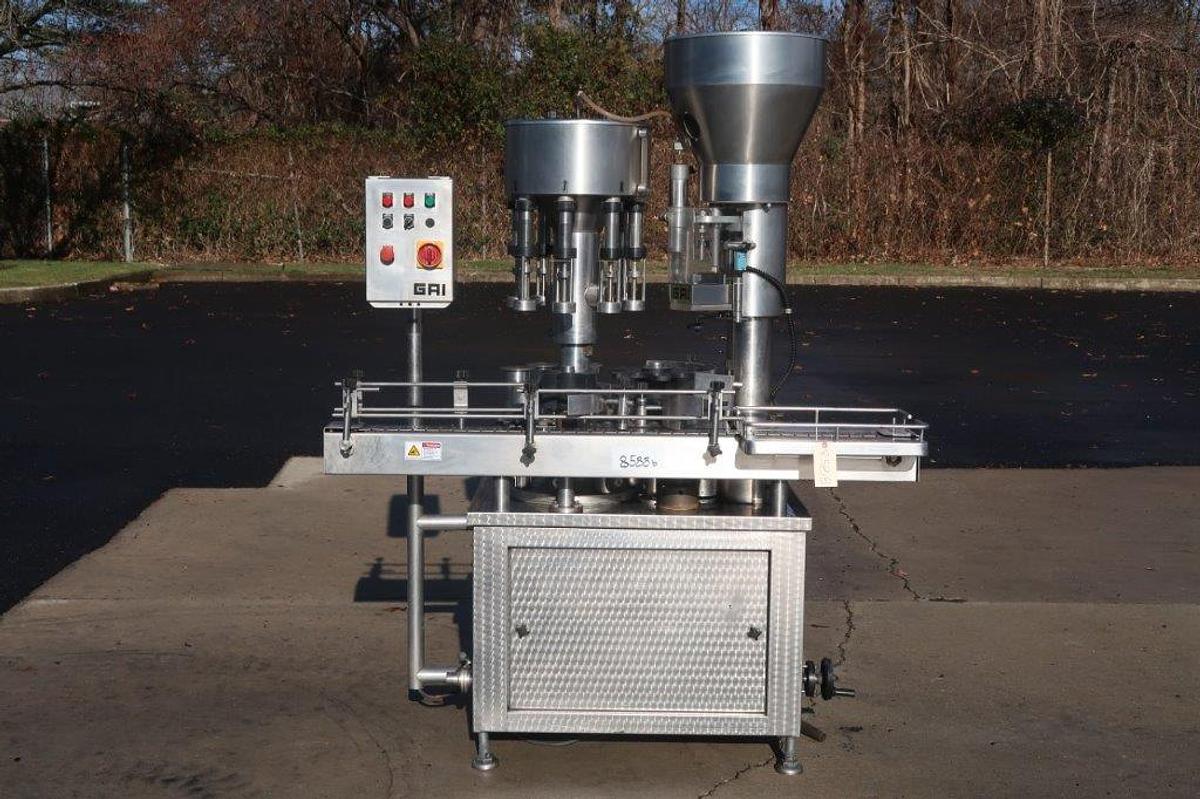 Used GAI 8 Head Wine Bottling Machine, with Corker