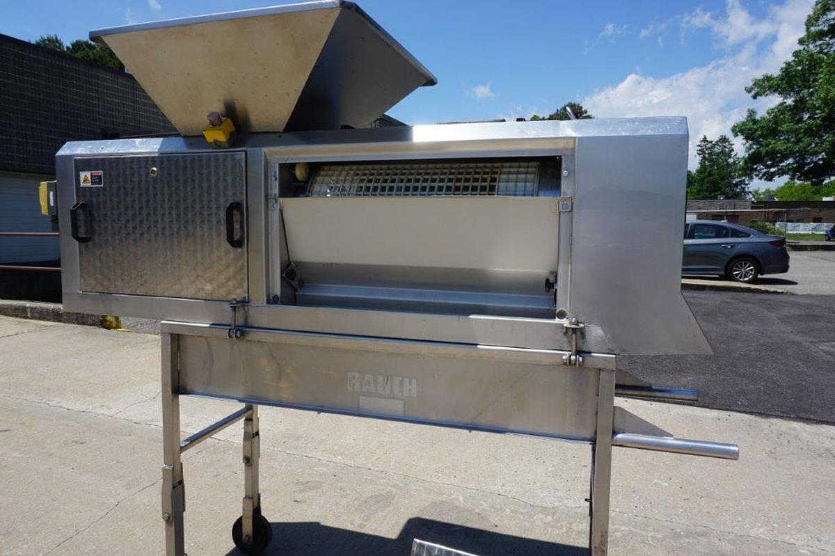Used Rauch A12 Grape Destemmer/Crusher, Portable