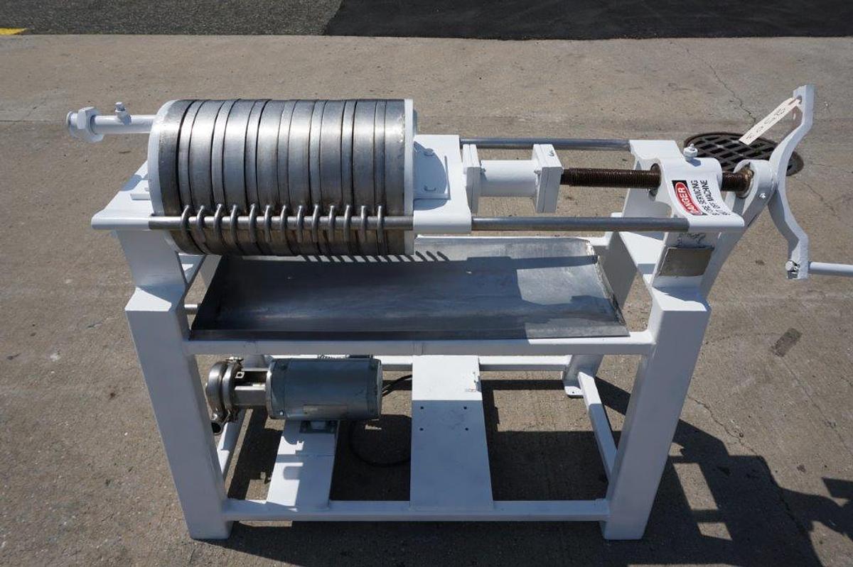 Used Star 12 In. Diameter Filter Press, 14 Sheet
