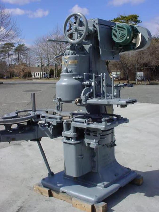 Used CANCO 08 AUTOMATIC CAN CLOSER, #10 CANS 30 Cans per Minute