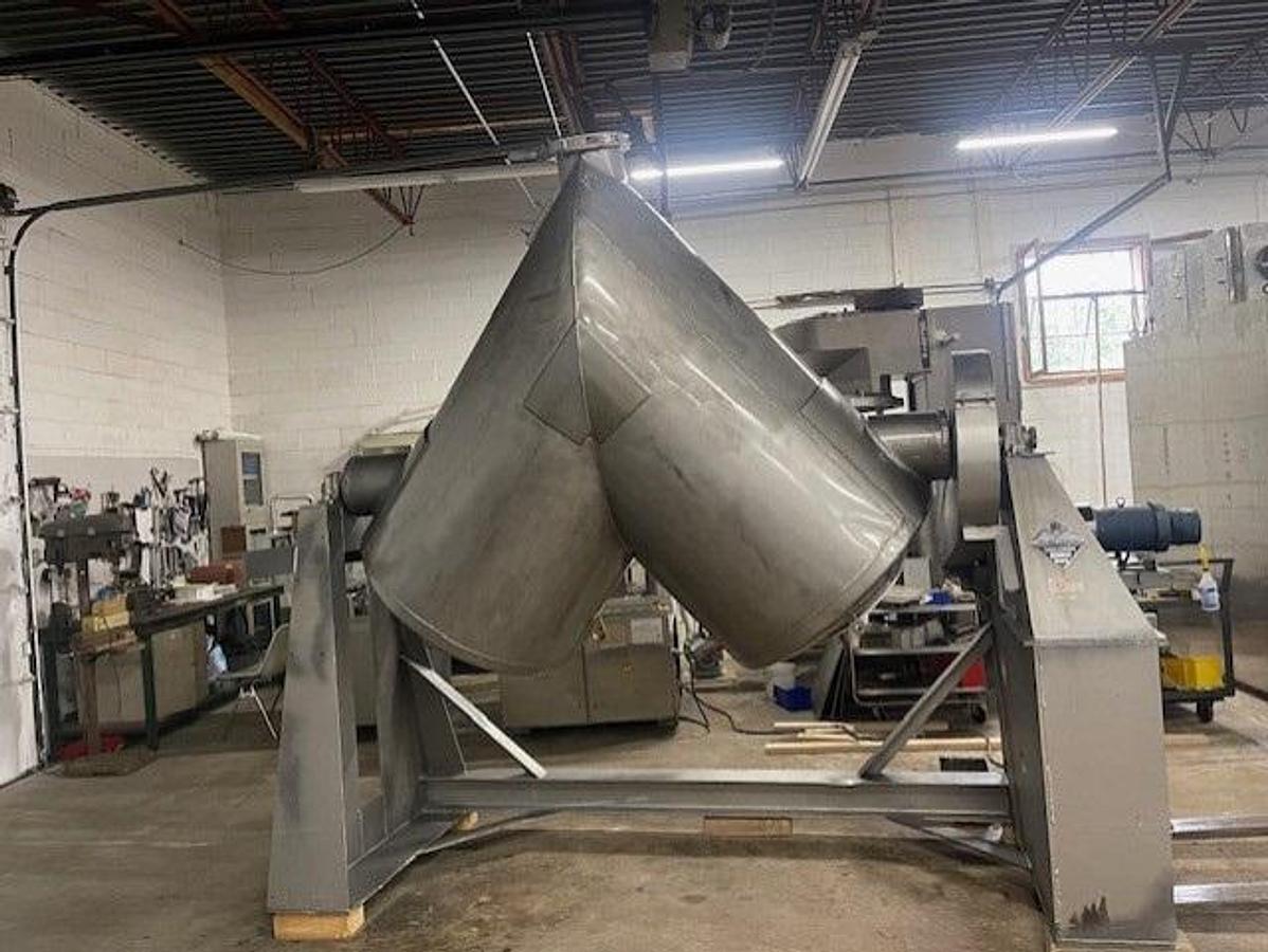 Used Patterson Kelly 50 Cu. Ft. SS Twin Shell V Blender