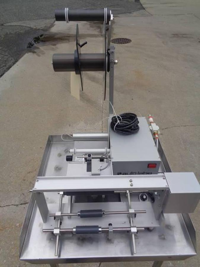 Used Autolabe 550 Spot/Wraparond Tabletop Pressure Sensitive Labeler