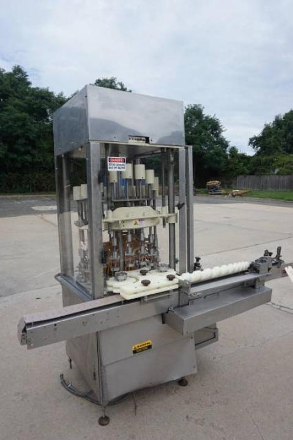 Used 18 Head Rotary Pressure Gravity Liquid Filling Machine