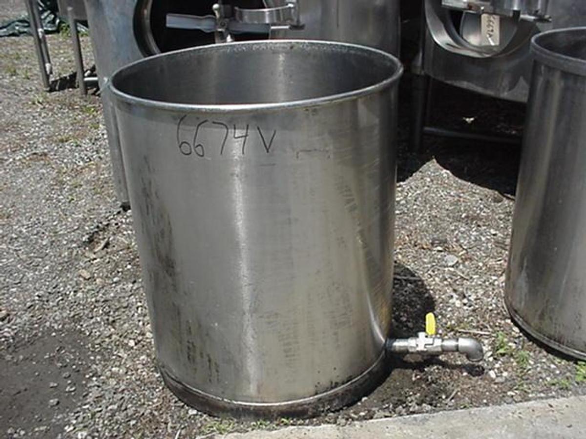 Used 85 Gallon Ss Vertical Tank, Bottom Outlet