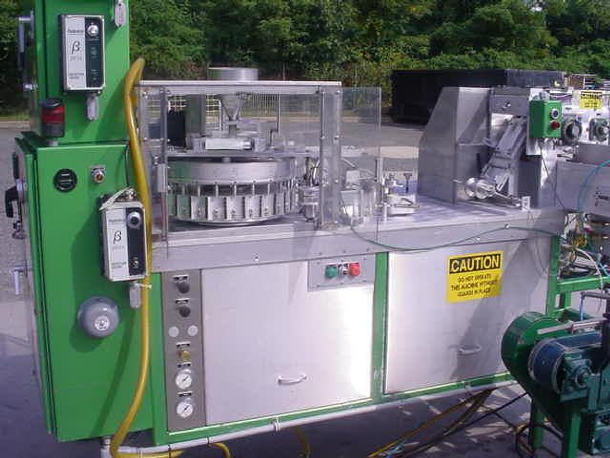 Used Cloud Pouch King Sugar Packet Machine, 800 Pm