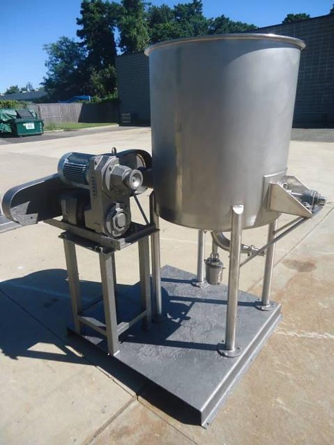 Used 125 Gallon Hamilton “Squirrel Cage” Agitated Tank, 316 Ss