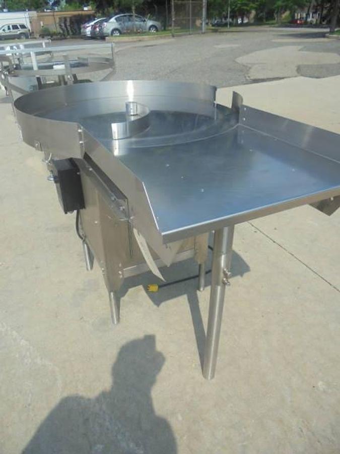Used 36 In. Garvey Stainless Steel Rotary Unscrambling/Accumulating Table, Variable Speed