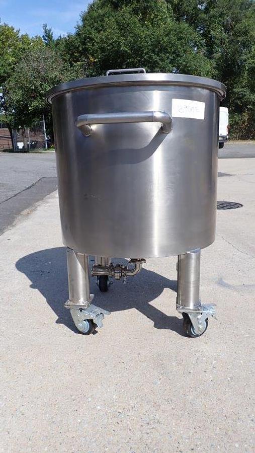 Used 200 Liter SS Vertical Tank, Cone Bottom
