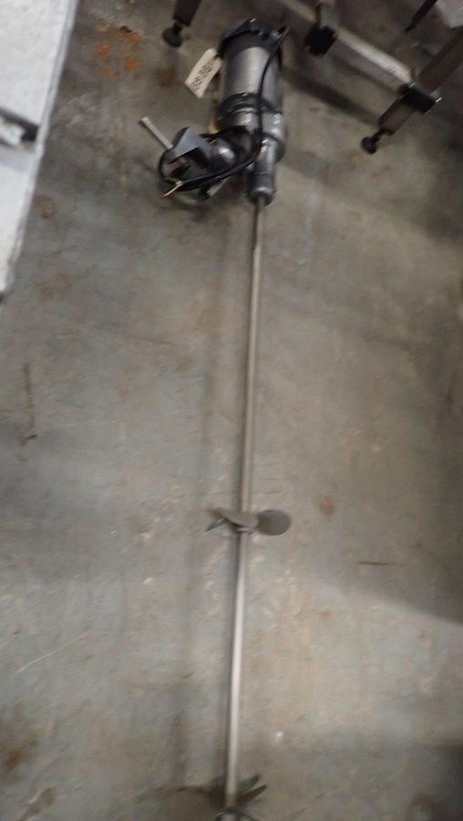 Used Electric Clamp-On Agitator, 60 In. Shaft