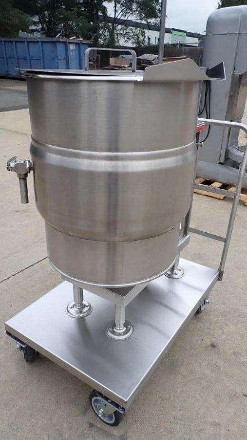 Used Market Forge 20 Gallon SS Self Contained Electric Tilt Kettle