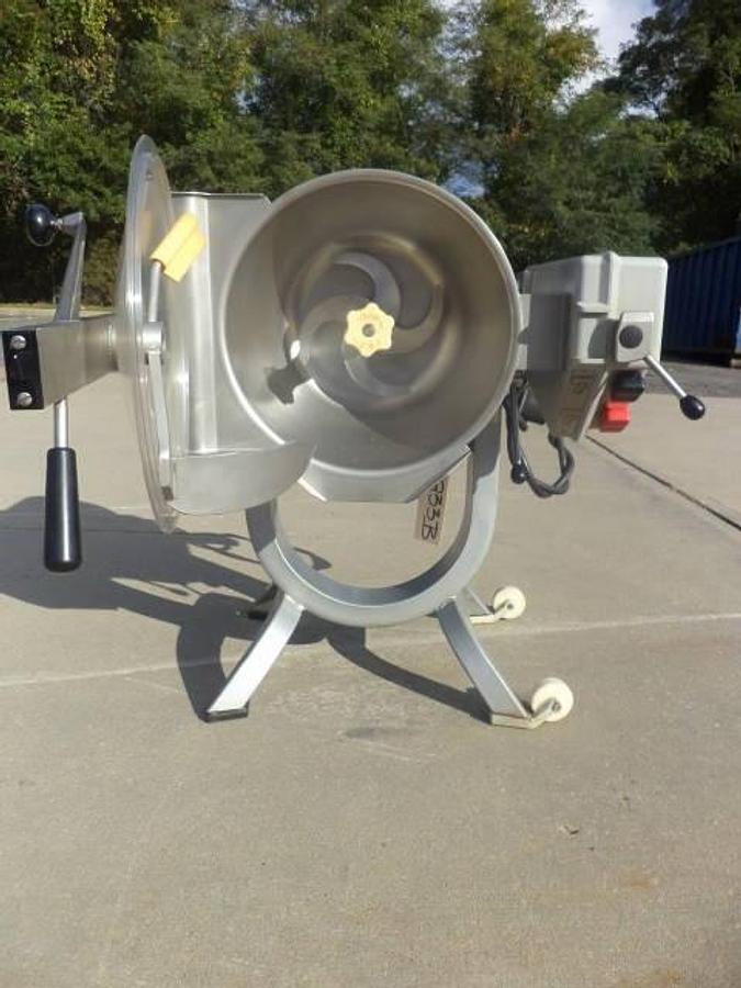 Used Hobart HCM-300 Vertical Cutter/Mixer, Portable