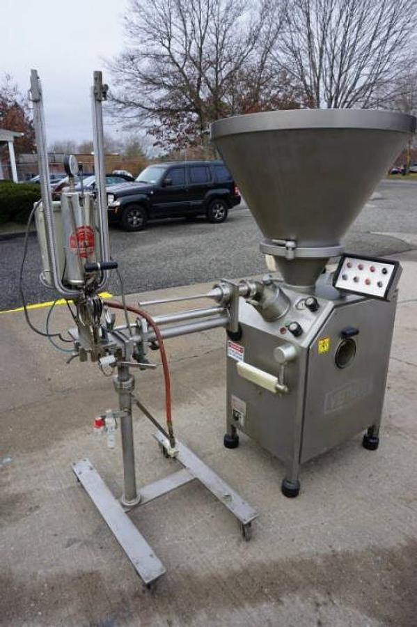 Used Vemag 500 Vacuum Stuffer, Type 128/90, With Link/Clipper