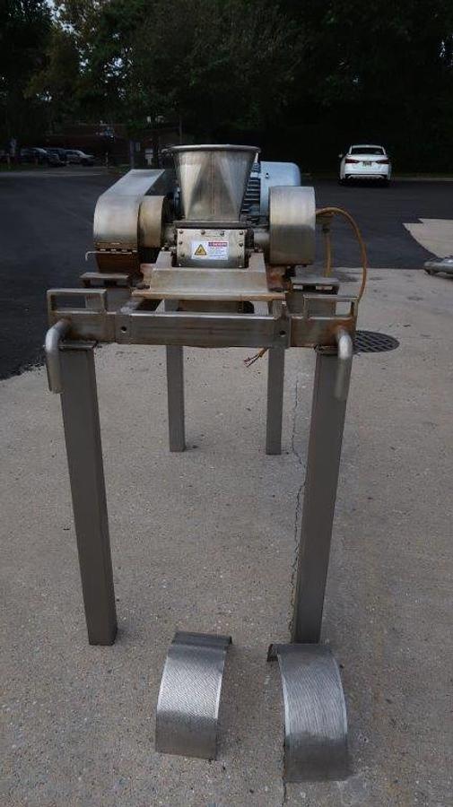 Used Fitzpatrick DS6 Pulverizer, 15HP, Stainless Steel Legs