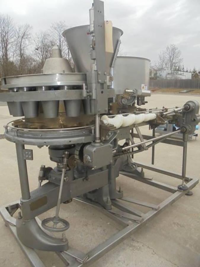 Used FMC 15 Station Pea and Bean Filler