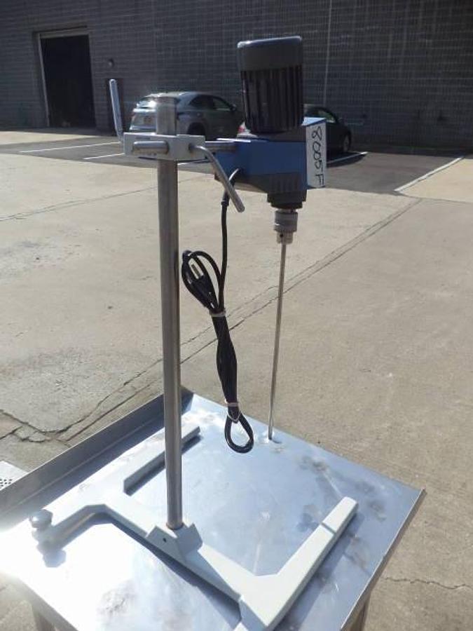 Used IKA tabletop lab high speed homogenizing mixer, RW20D-S1