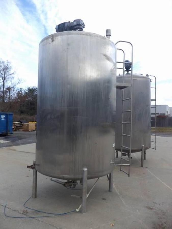 Used 2,000 Gallon Cherry Burrell Vertical Sanitary Agitated Tank