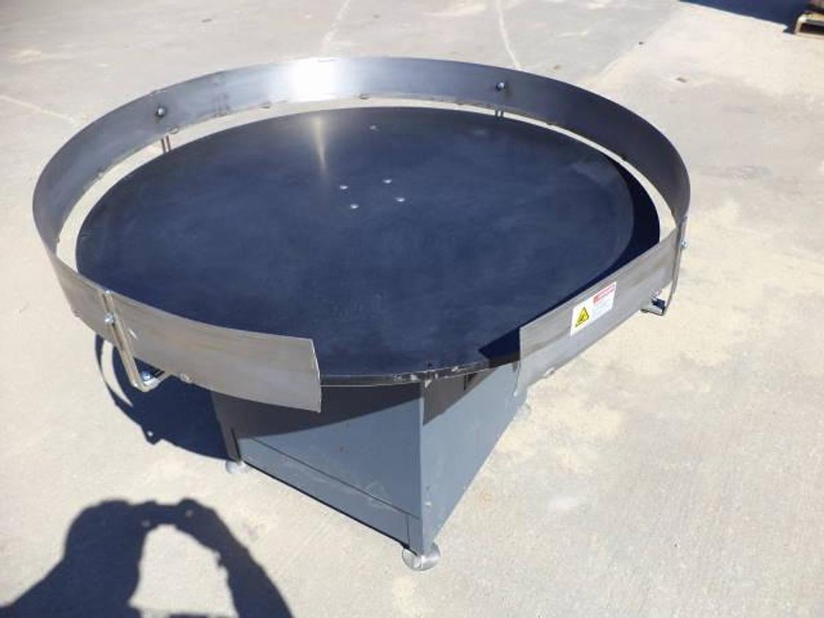 Used 48 inch diameter Heat Seal Rotary unscrambling/accumulating table, variable speed