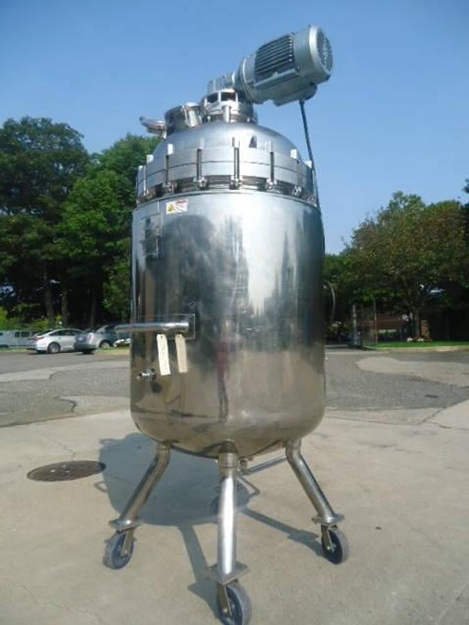 Used Olsa 200 Gallon Stainless Steel Sanitary Vacuum Reactor, Portable