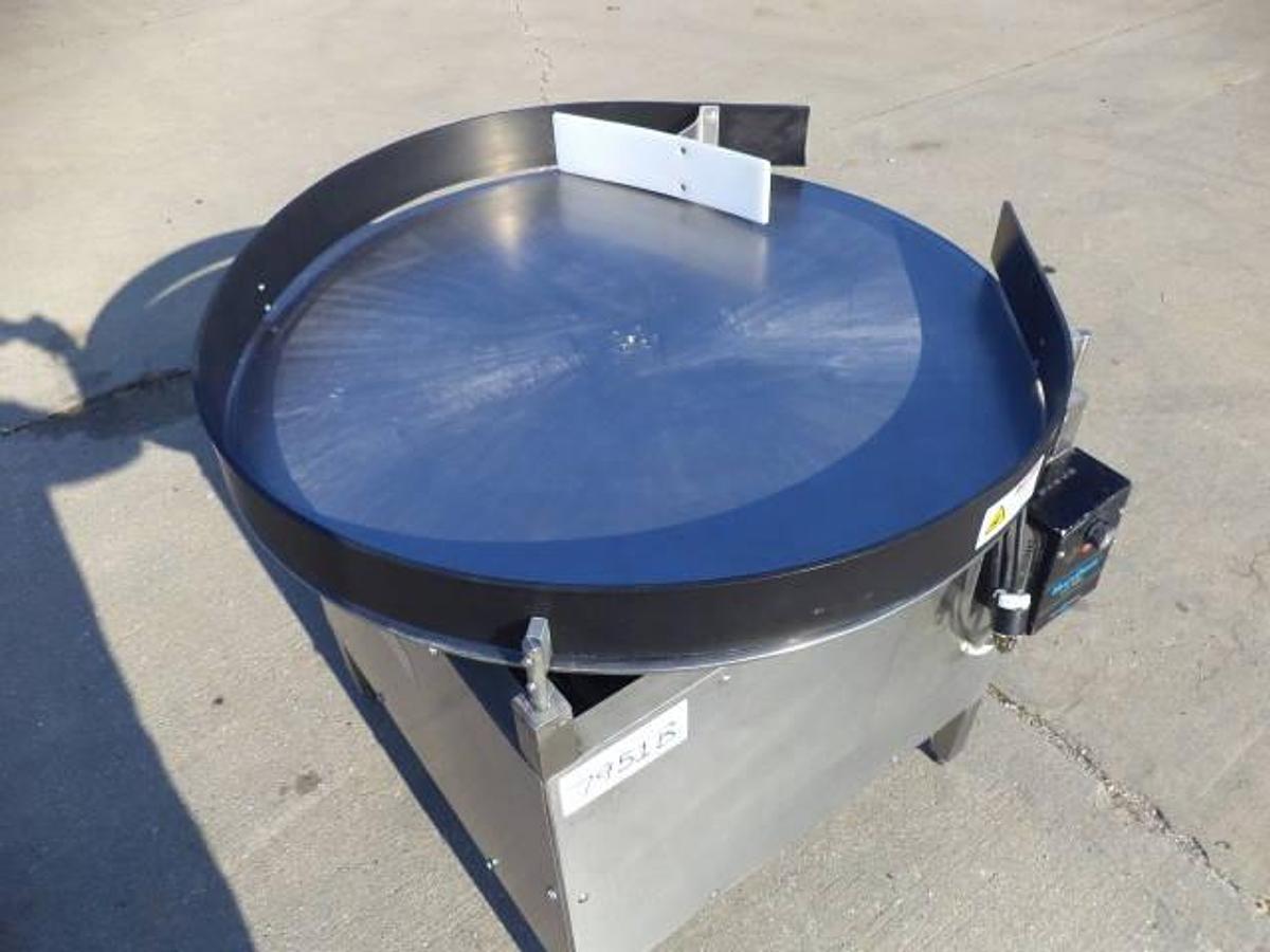 Used 36 In. PPET Stainnless Steel Rotary Accumulating/Unscrambling Table, Variable Speed
