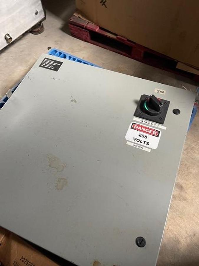 Used Patterson Kelly 50 Cu. Ft. SS Twin Shell V Blender