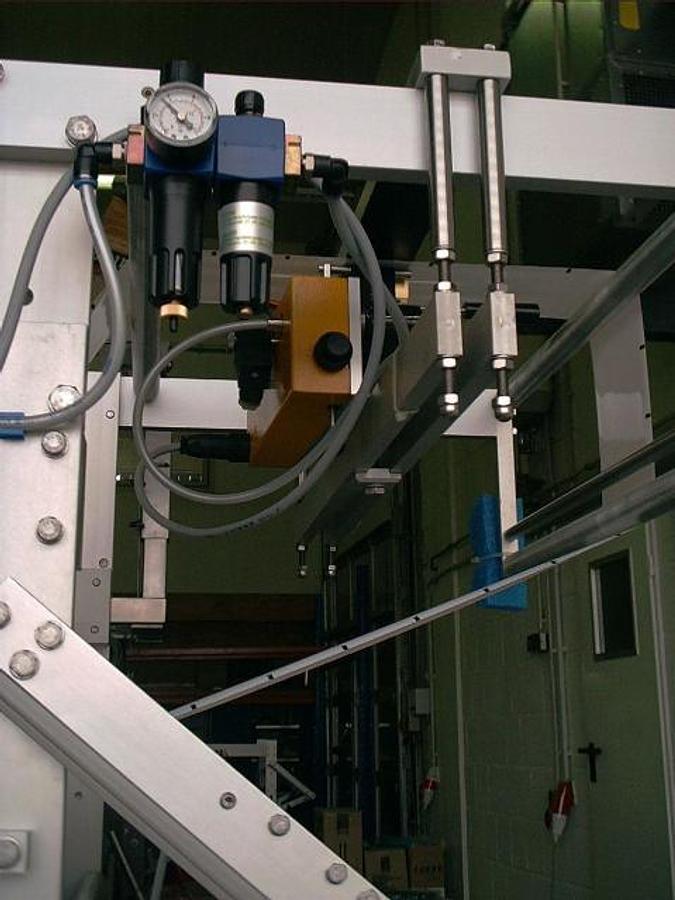 Used Viking Masek M250 vertical FFS Machine