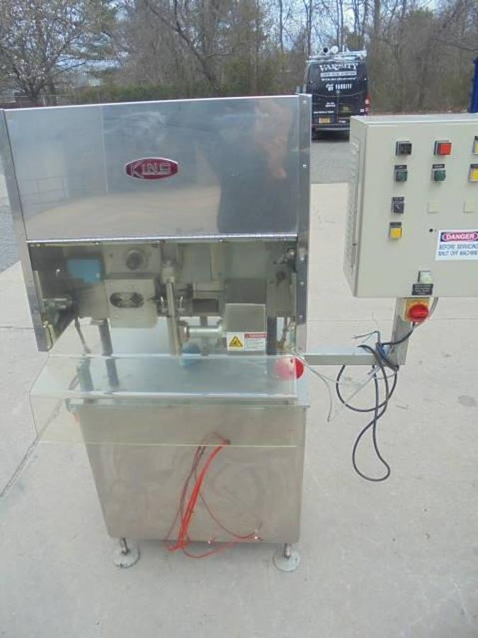 Used King CF100RL Stainless Steel Bottle Cottoner, 100 Per Minute