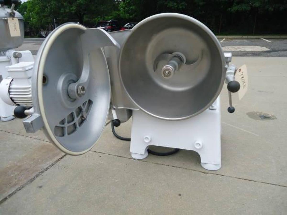 Used Stephan Vcm-40e Vertical Cutter/Mixer, 12 Hp/9 Hp