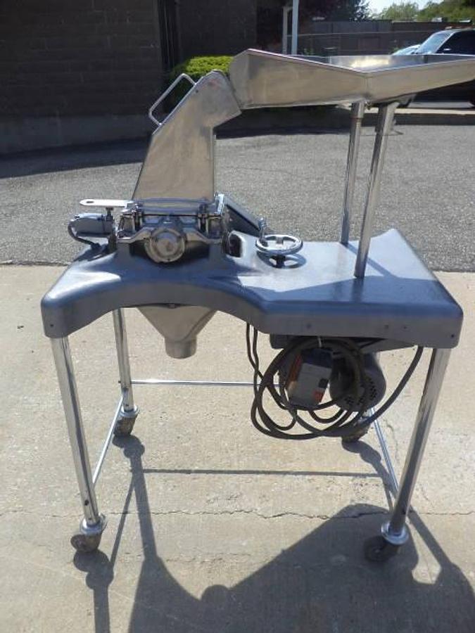 Used Apex Portable Comminuting Mill, Pan Feed