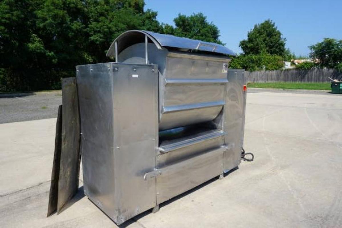Used Equamex Stainless Sigma Arm Mixer, Tilt Discharge