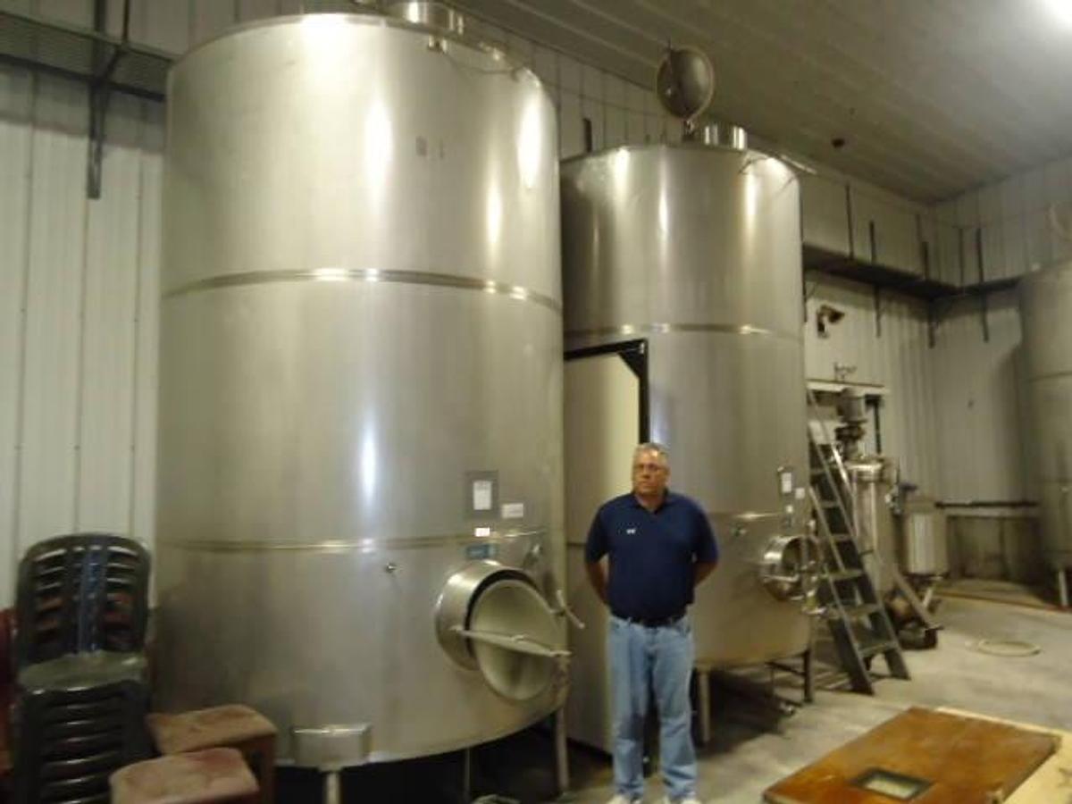 Used 3,800 Gallon Zero Manufacturing Stainless Vertical Closed Tanks (2)