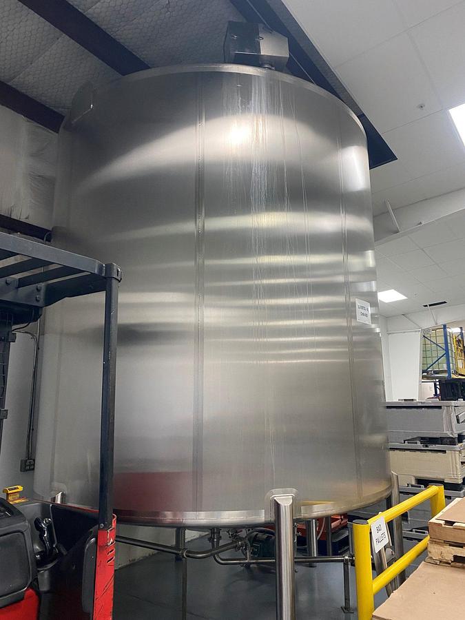 Used Walker 5,000 Gallon Stainless Steel Tank, 304SS
