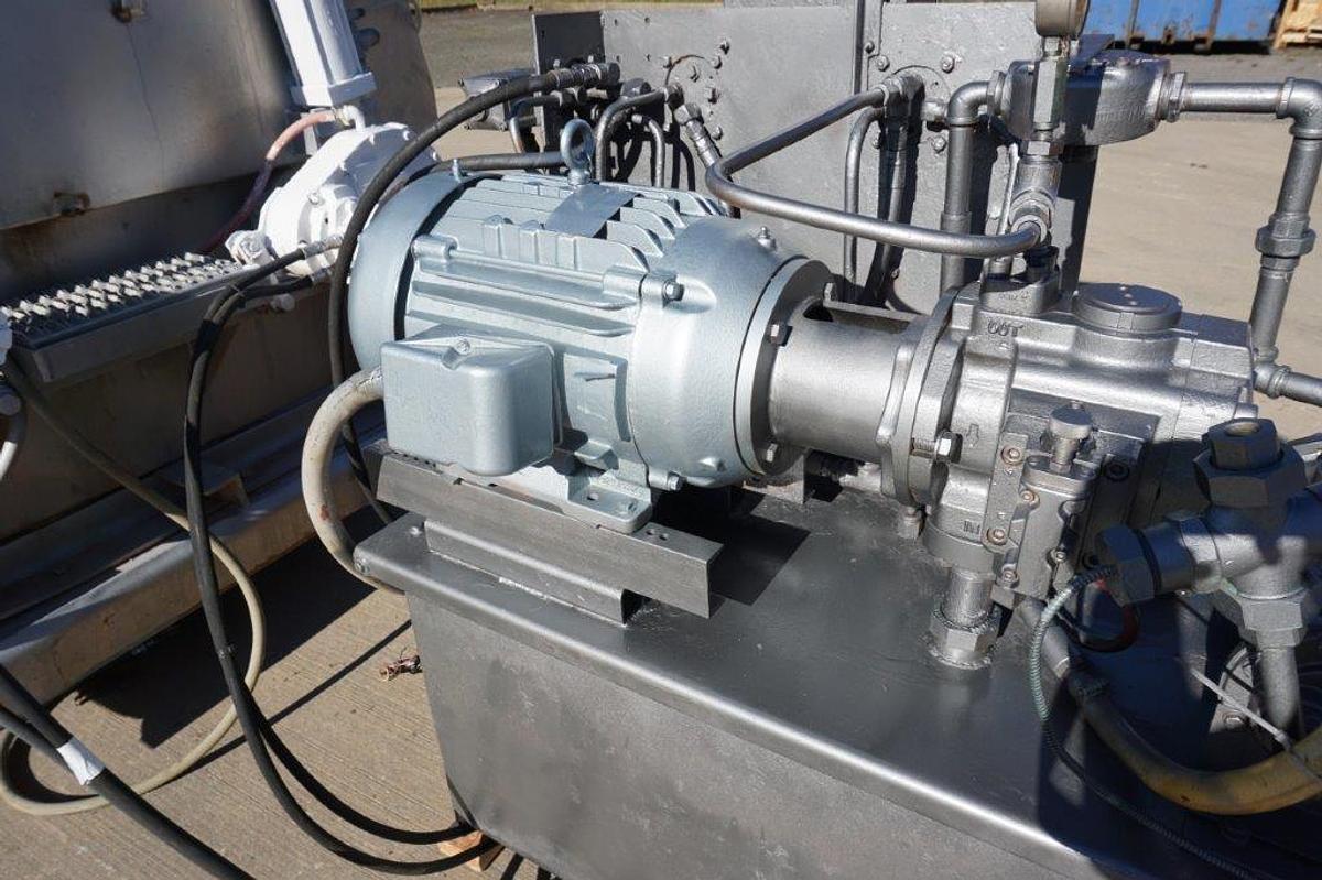 Used Amfec 3,000 Lb. SS Vacuum Mixer