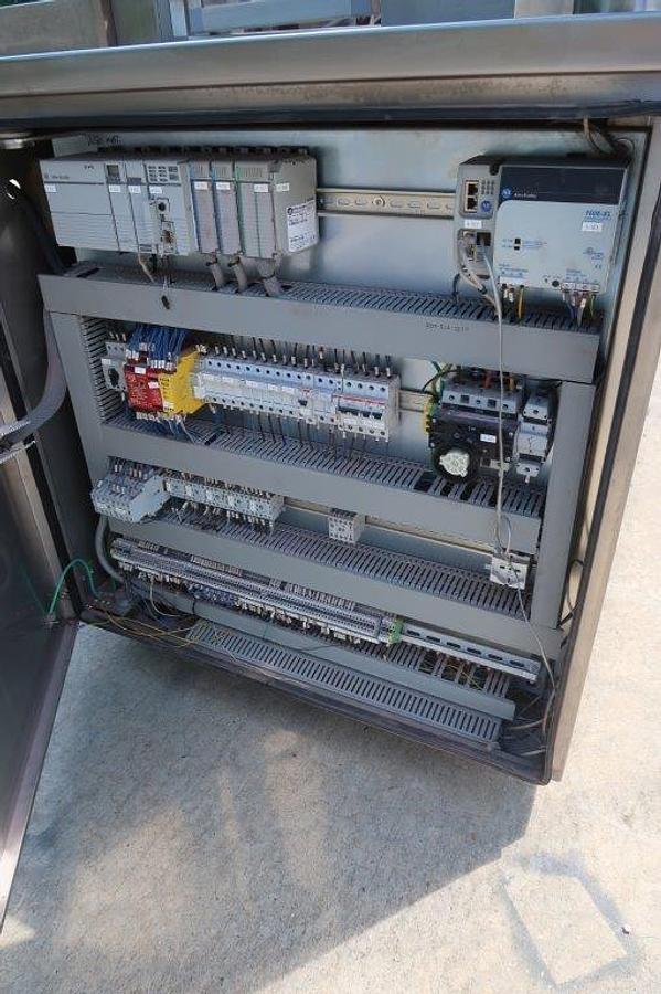 Used Vetraco CP 024 E Powder Compacting Press
