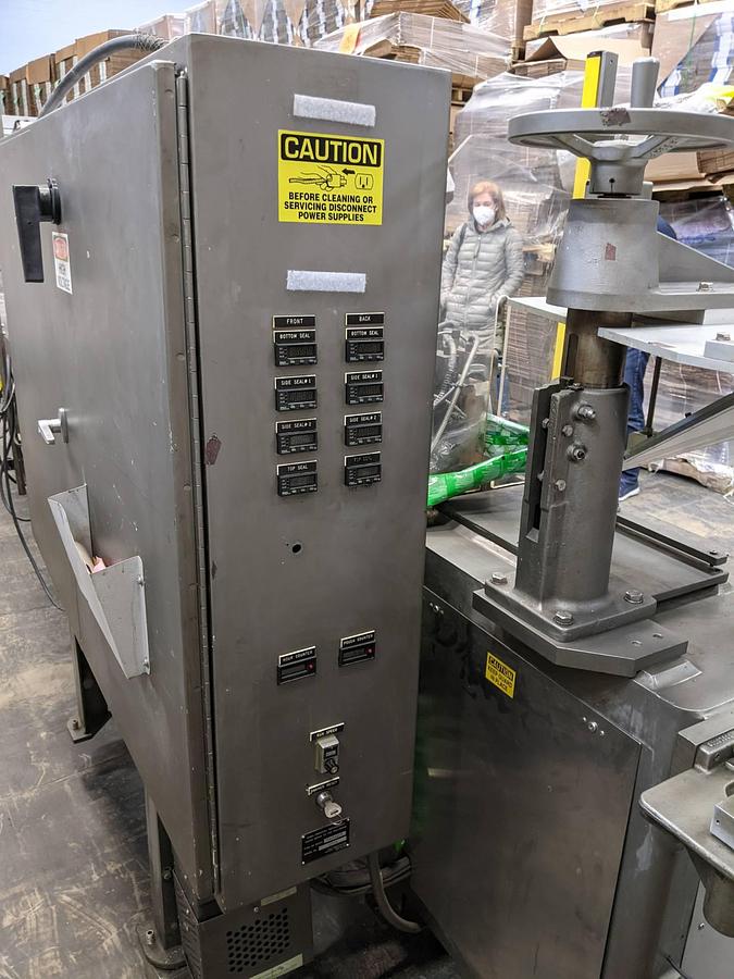 Used Bartelt IM7-14 Wet Wipe Horizontal Packaging Machine