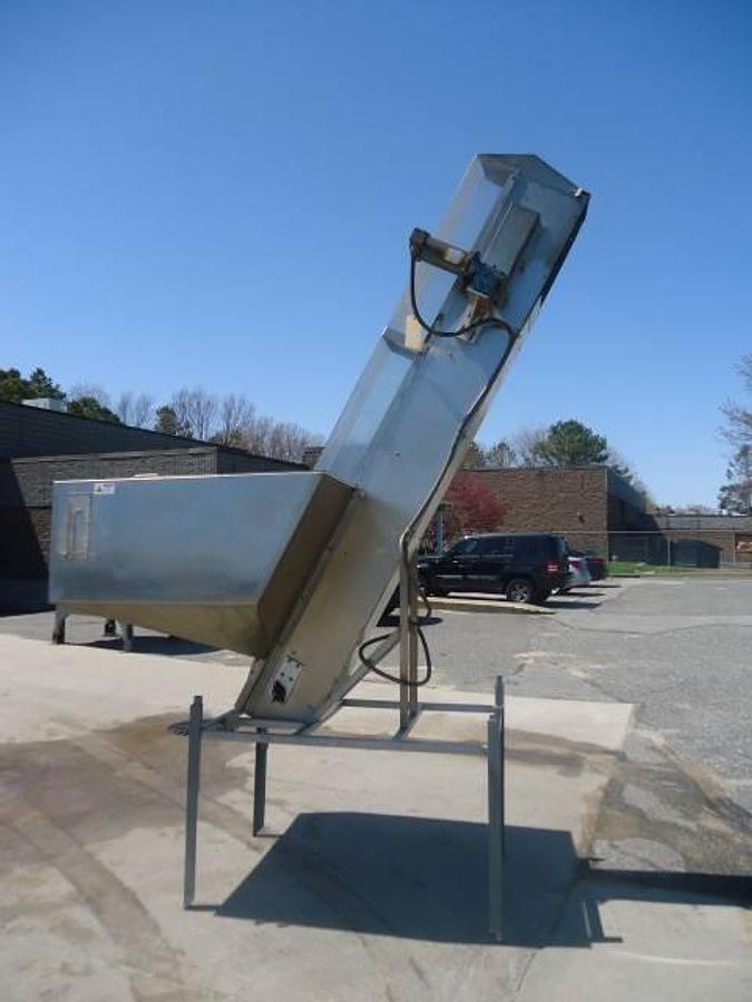 Used 10 In. Wide Inclined Elevator, 4-1/2 In. X 4 In. Buckets