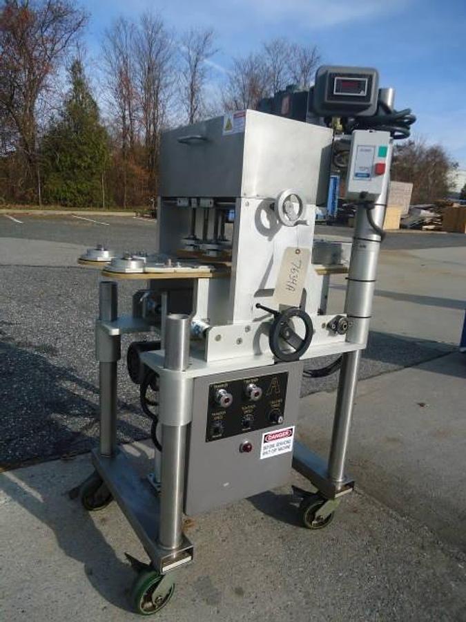 Used Innovative Automation Four Spindle Cap Tightener/Retorquer/Gap Transporter, Explosion Proof