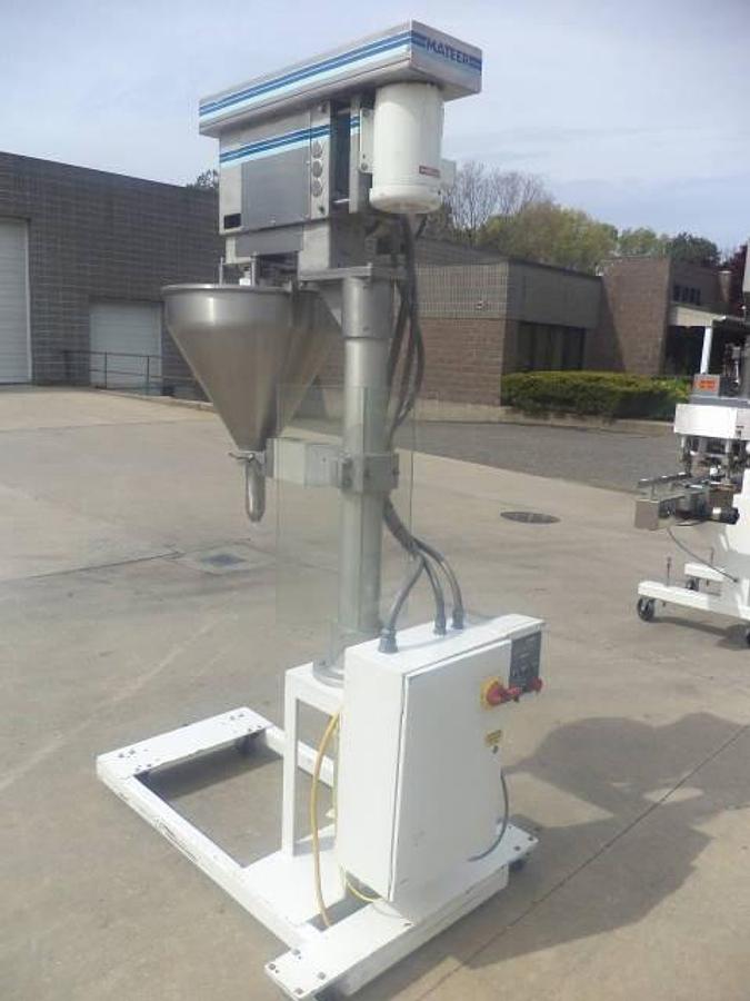 Used GEI/MATEER Single Auger Powder Filler, Agitated Hopper