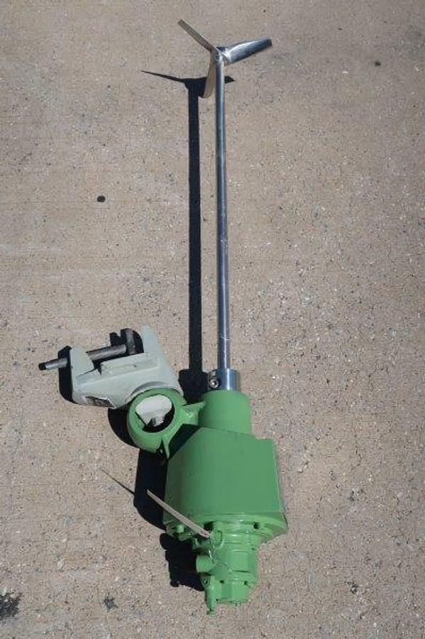 Used Lightnin Air Operated Clamp-On Agitator, 37 In. Shaft