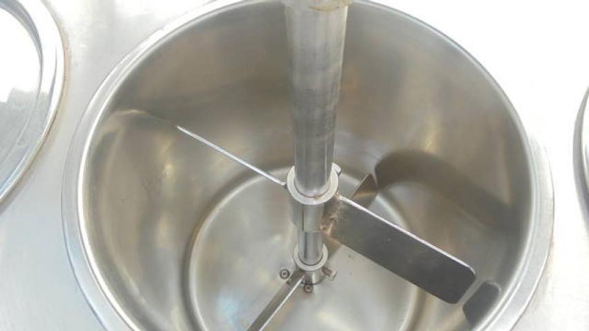 Used 8-Head Automatic Piston Filler for Hot Filling