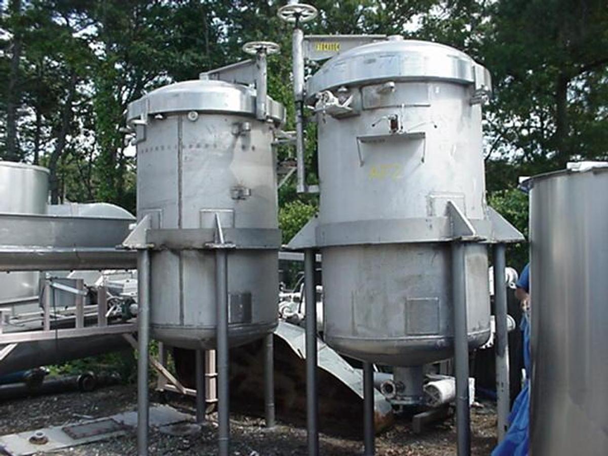 Used Duriron 48″ Dia. 316ss Vertical Pressure Leaf Filters (2)