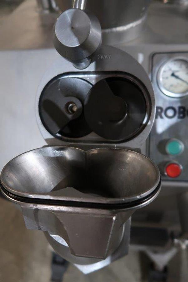 Used Robot 500 Vacuum Filler